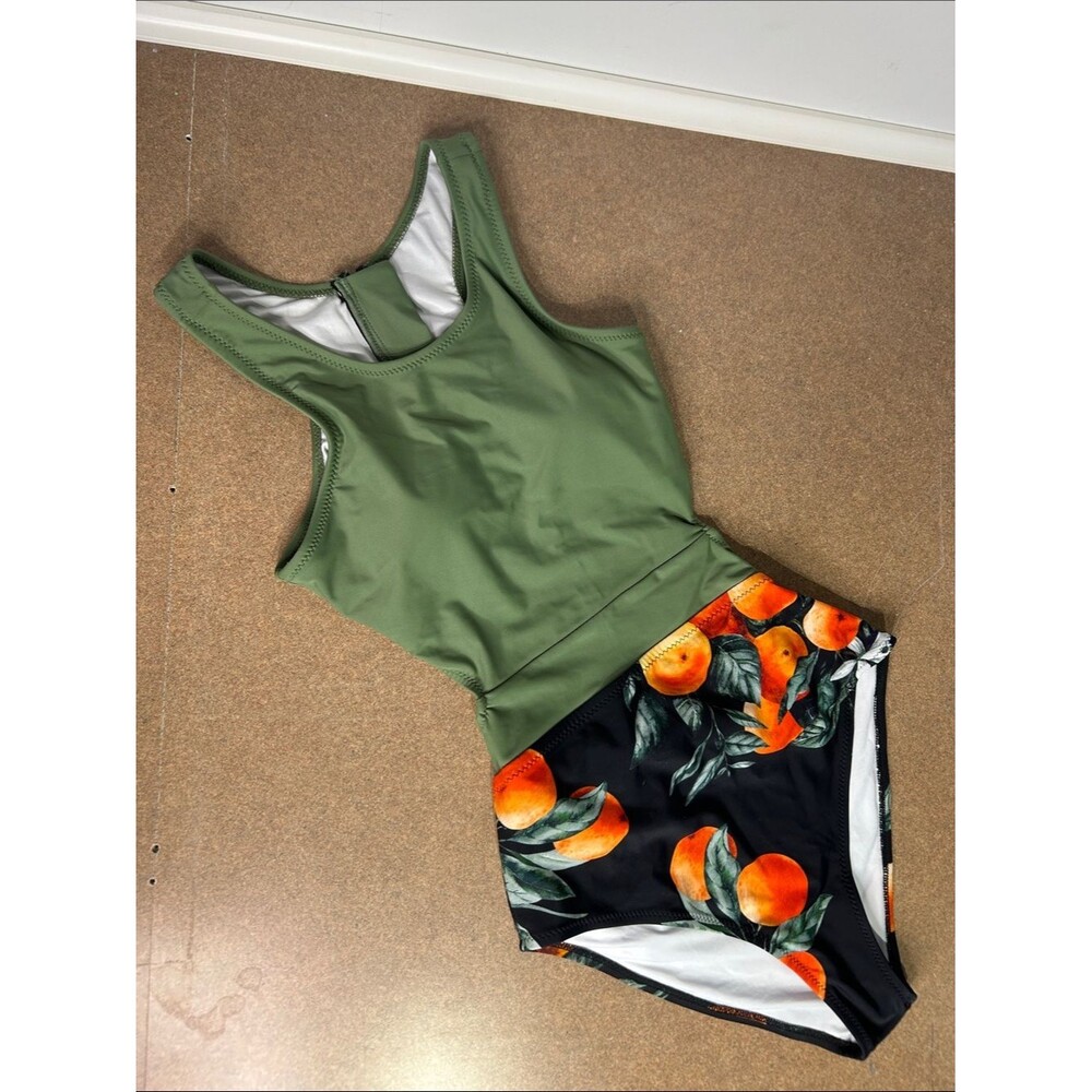 Cupshe Olive Green and Orange One-Piece Swimsuit with Citrus Print